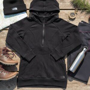 The North Face Training Mountain Athletics Quarter-Zip Hoodie
